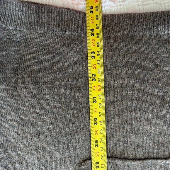 BCBG Maxazria Wool / Nylon Cardigan Size Large - Picture 5 of 10